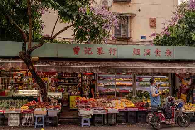 吃瓜51午夜瓜：深夜情绪与爆料点击率关联